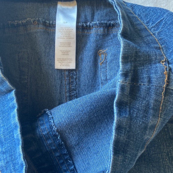 Stretchy boot cut jeans - Picture 2 of 3